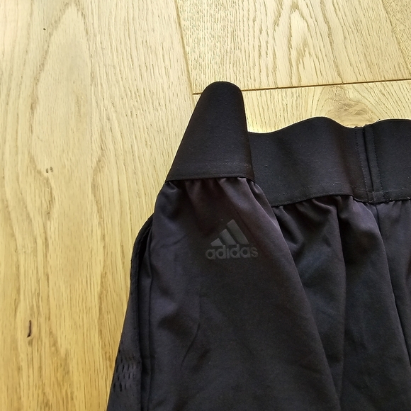 ADIDAS BLACK ATHLETIC SHORTS - XS - Picture 5 of 12
